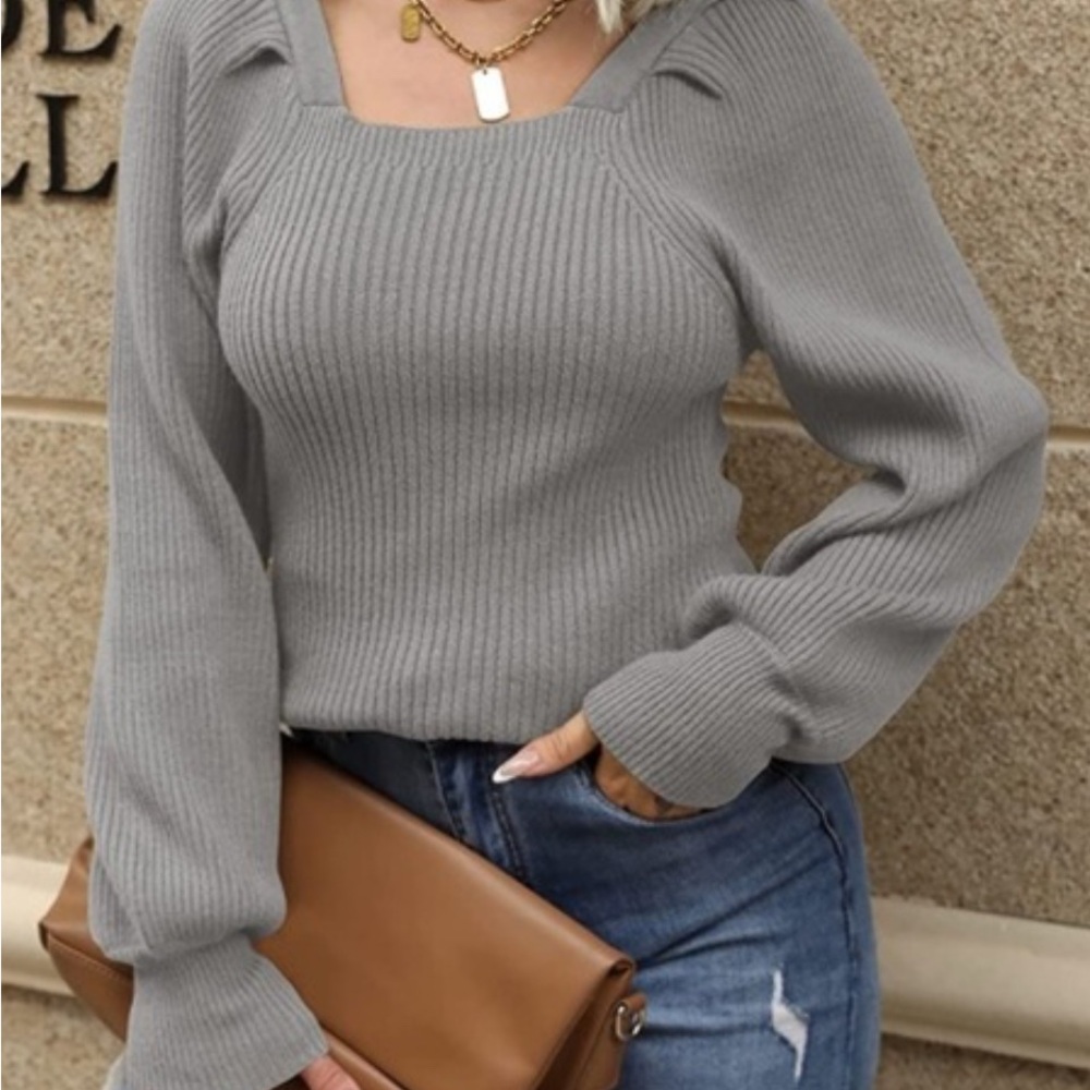 VENUS Gray Ribbed Sweater